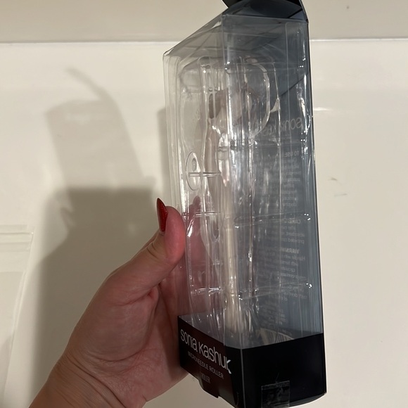 Sonia Kashuk microneedle roller, NIB FINAL PRICE! - Picture 5 of 8